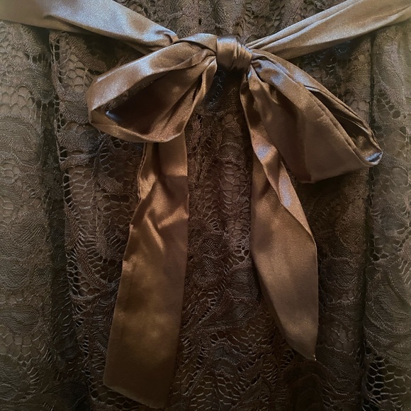 Black Lace Midi Pencil Skirt w/ Lining | Collections Etc. - Picture 3 of 5